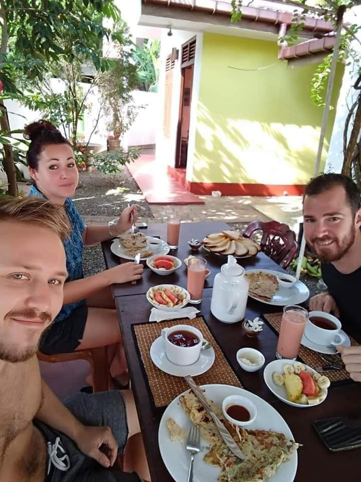 מיריסה Bakery Family Guest House מראה חיצוני תמונה